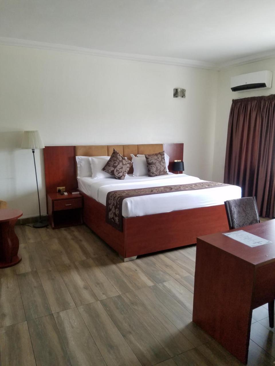 Bon Hotel Port Harcourt At La Kings Extérieur photo