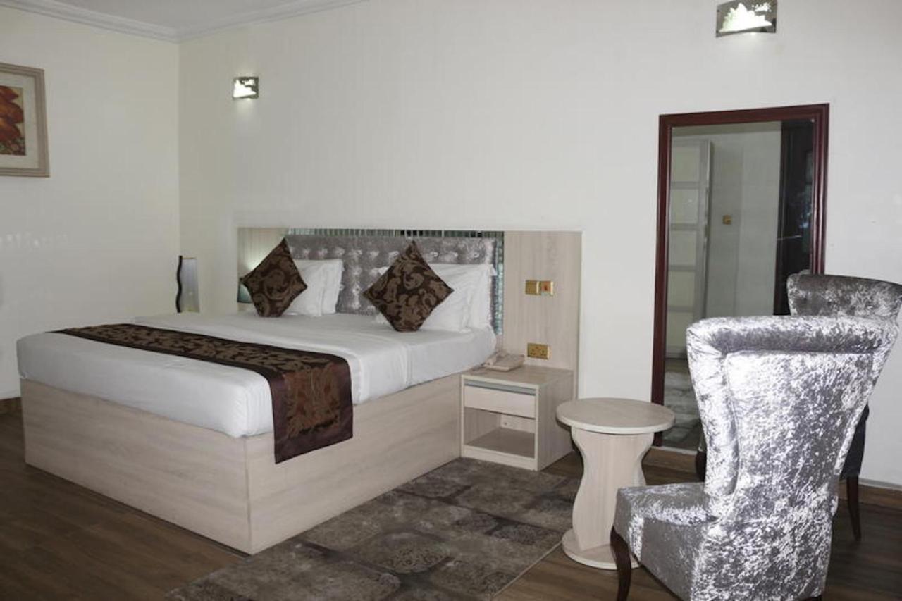 Bon Hotel Port Harcourt At La Kings Extérieur photo